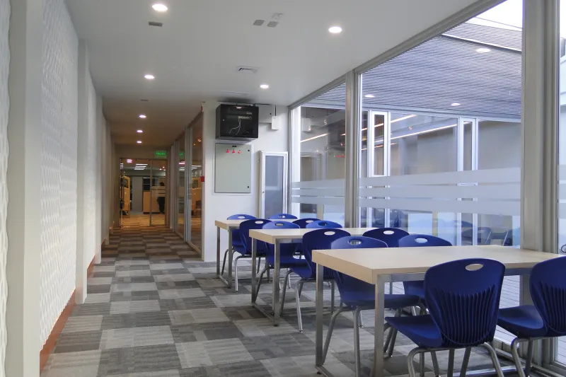 Construcción de salas de estudio UDD Sede Concepción - imagen 6