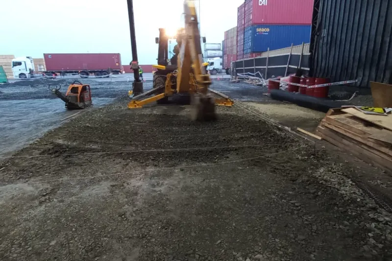 Repavimentación de Taller Mecánico Bodega 7, Puerto Coronel - imagen 7